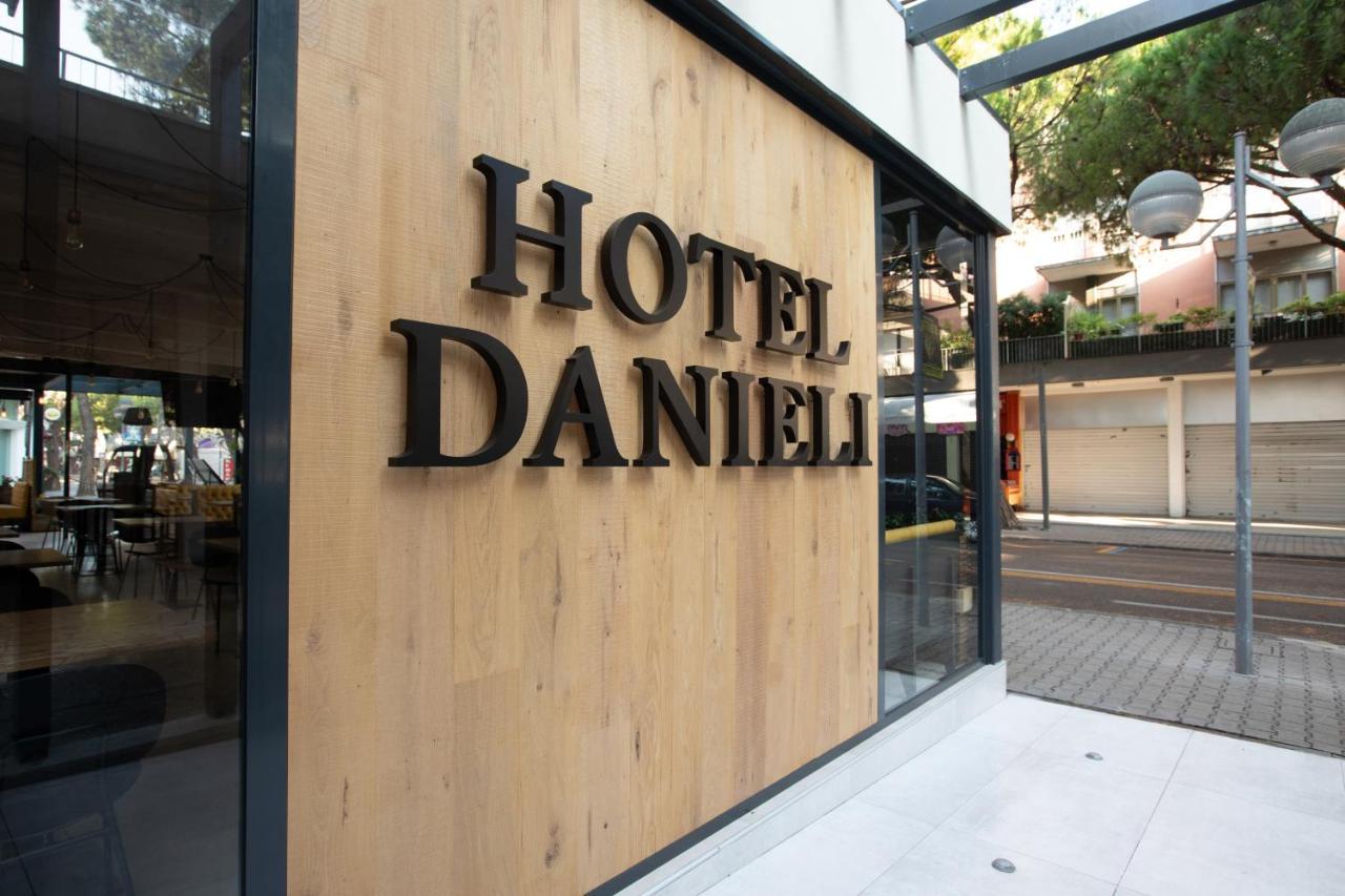 Hotel Danieli Lido di Jesolo Exteriör bild